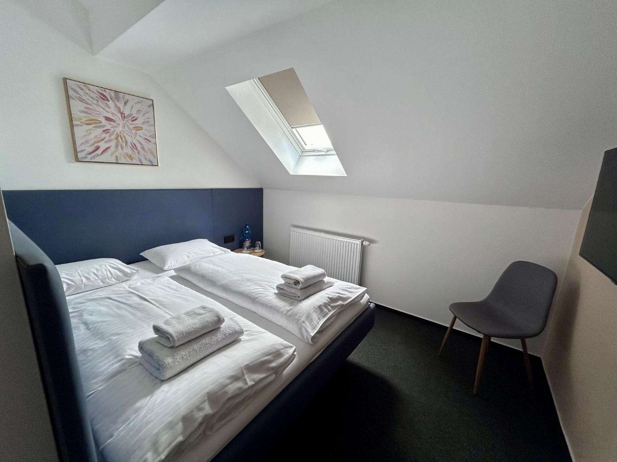 Golden Golem Hotel & Spa Praag Buitenkant foto