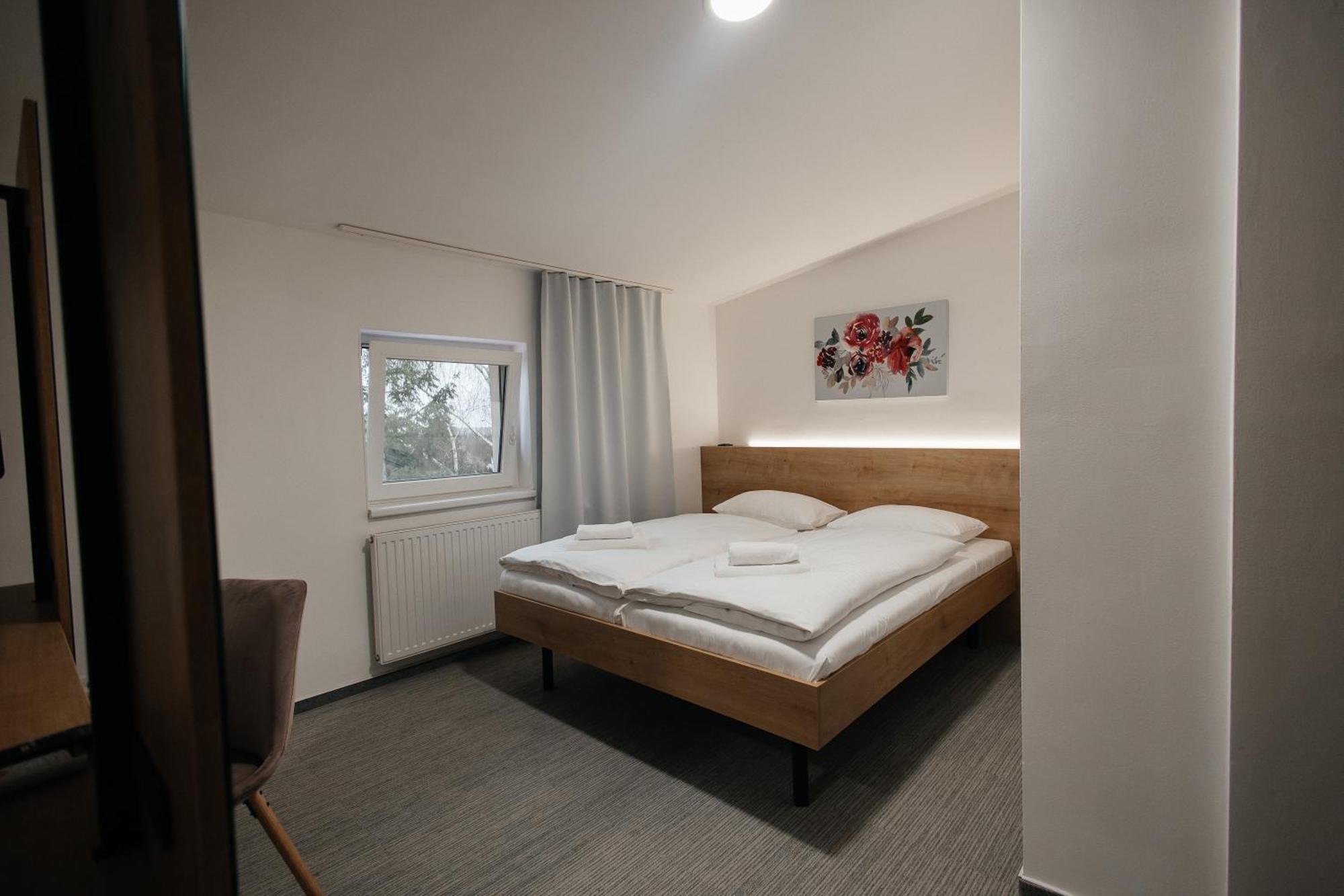 Golden Golem Hotel & Spa Praag Buitenkant foto